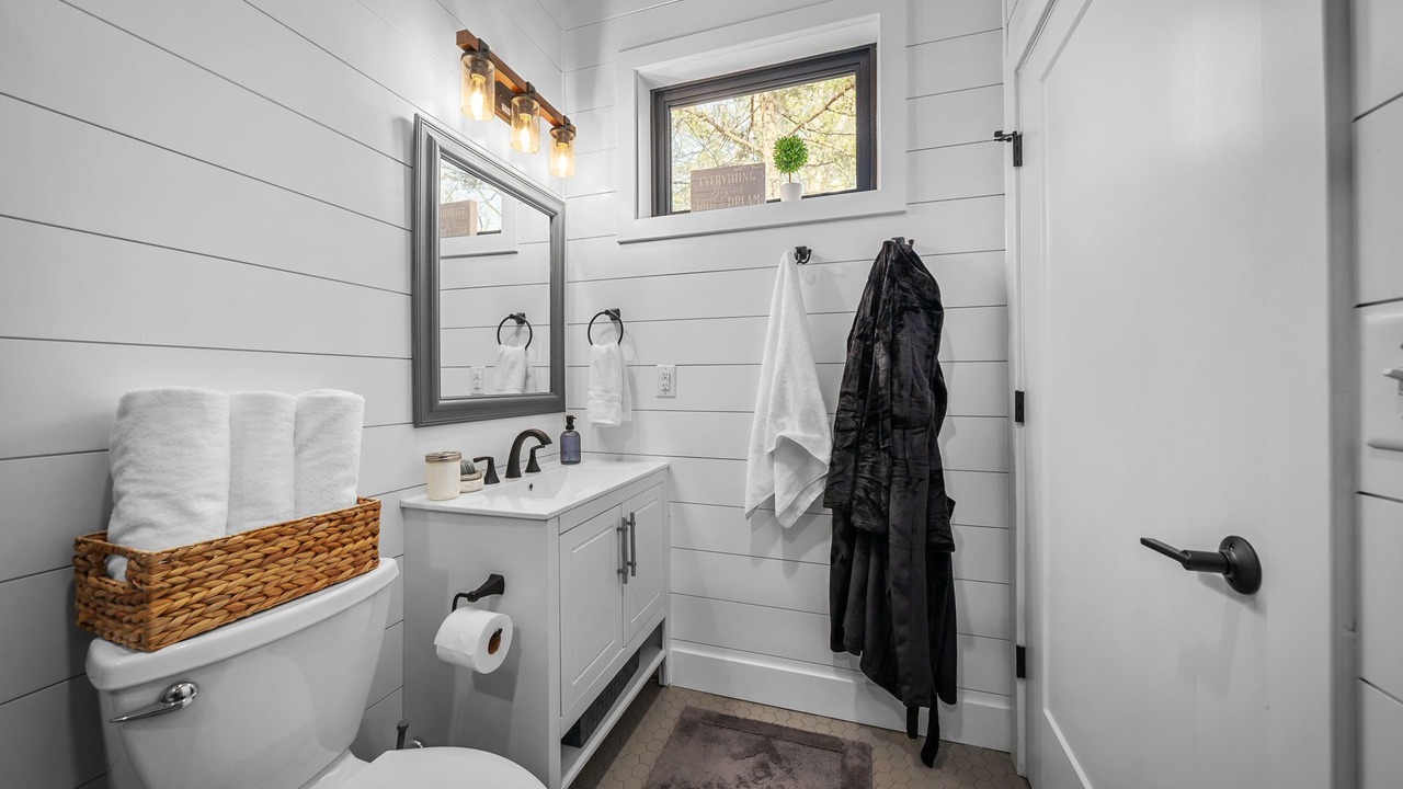 Photo of Bathroom in Treloar