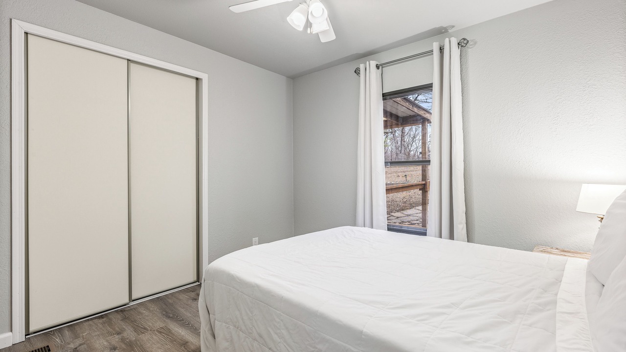 Photo of Bedroom in Rogers