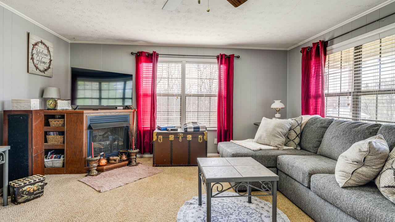Photo of Livingroom in Mohawk