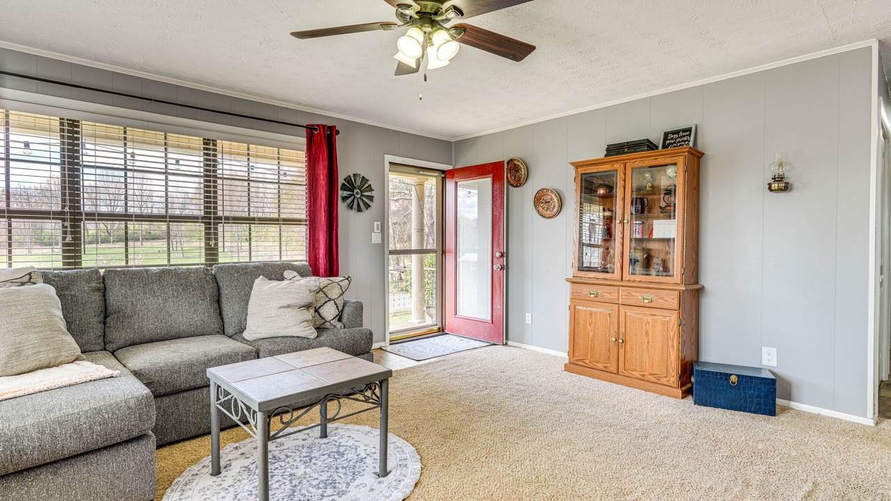 Photo of Livingroom in Mohawk