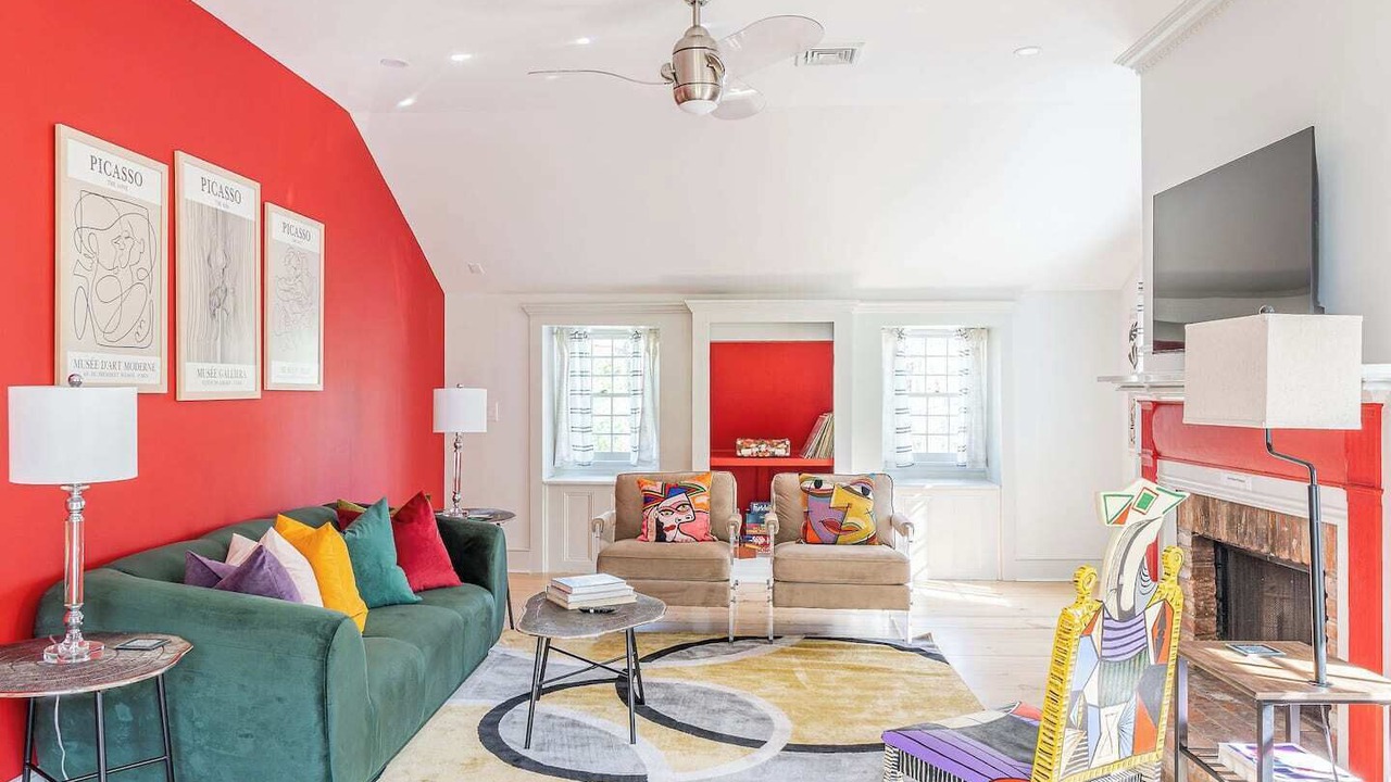 Photo of Livingroom in Town of Lloyd