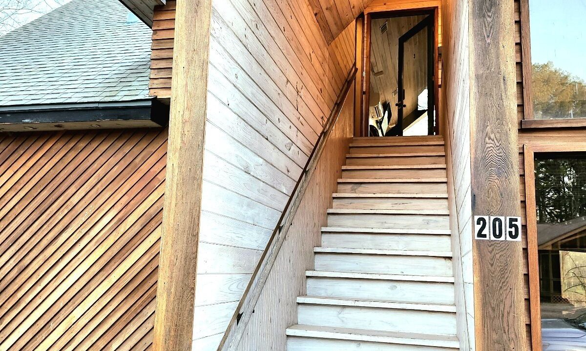 Photo of Outdoor in Lakeview