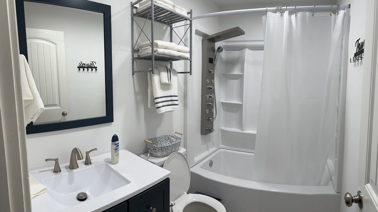 Photo of Bathroom in Hillister