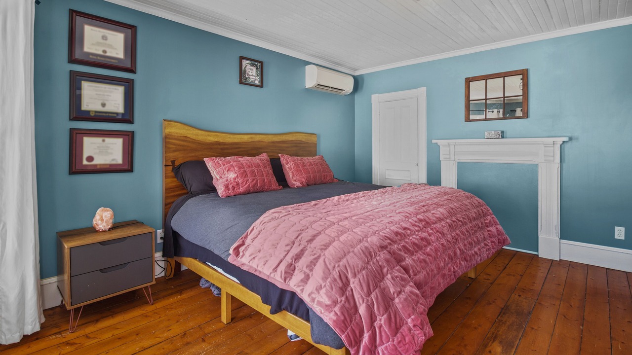 Photo of Bedroom in Petty Harbour