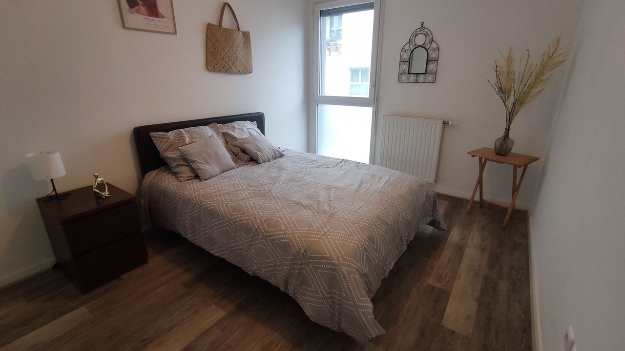 Photo of Bedroom in Gennevilliers