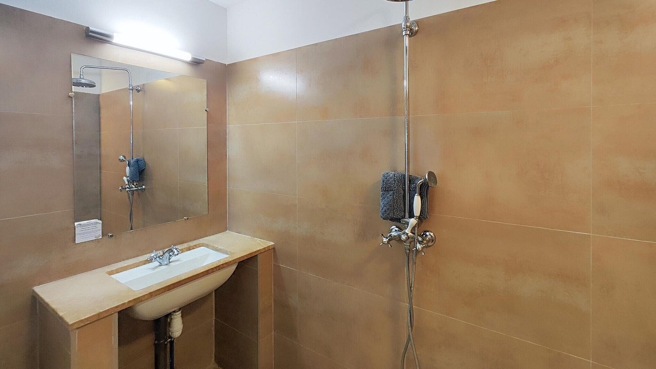 Photo of Bathroom in Saint-Laurent-de-la-Cabrerisse