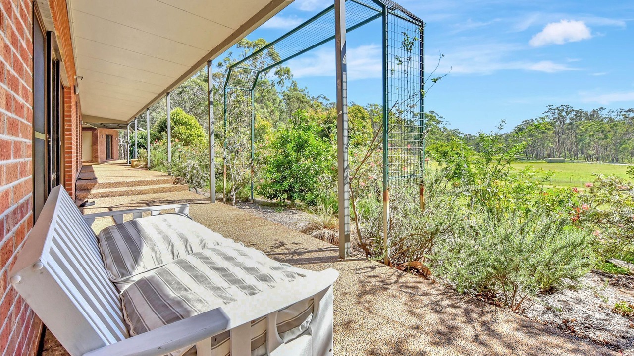 Photo of Patio Balcony in North Rothbury