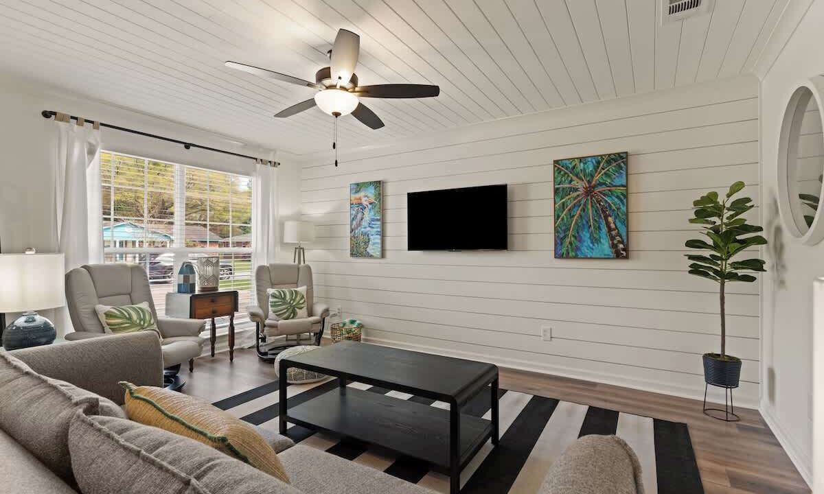 Photo of Livingroom in Jekyll Island