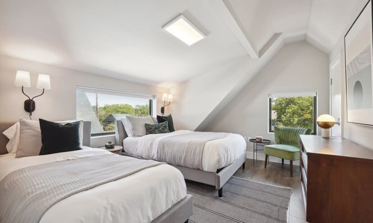 Photo of Bedroom in Govalle