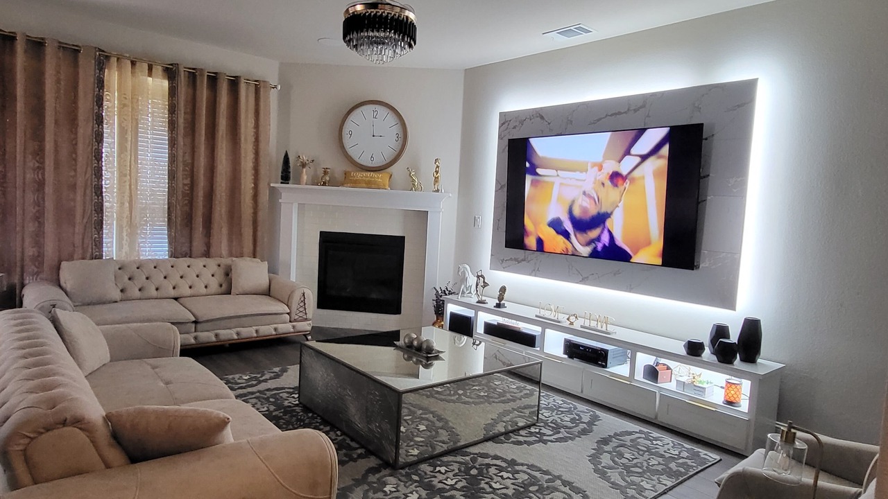 Photo of Livingroom in Midlothian