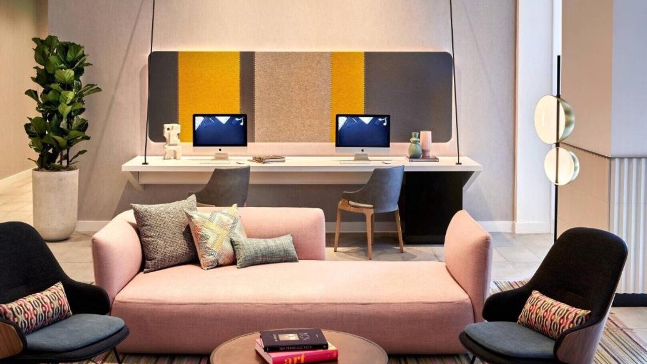 Photo of Others in Financial District