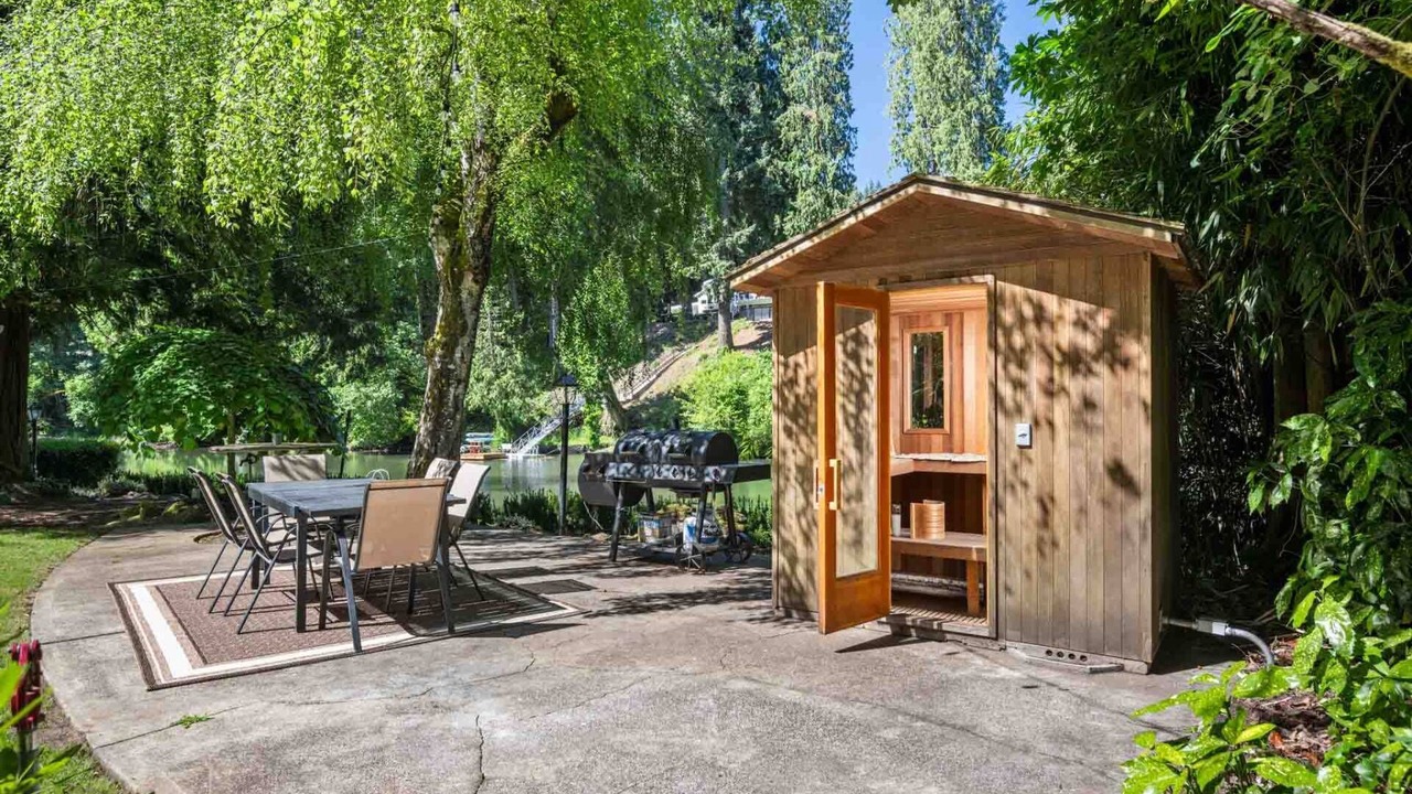 Photo of Outdoor in Stafford - Tualatin Valley