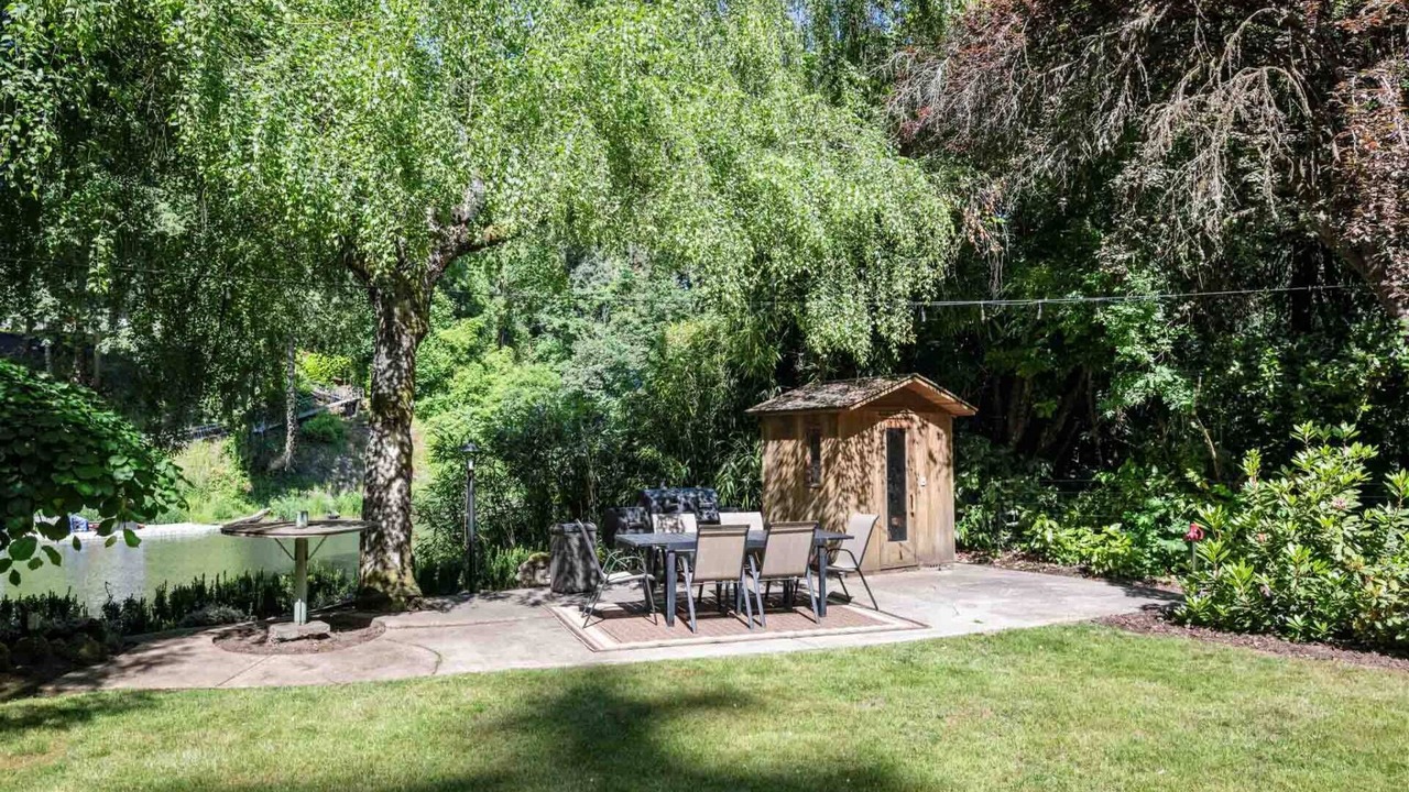 Photo of Outdoor in Stafford - Tualatin Valley