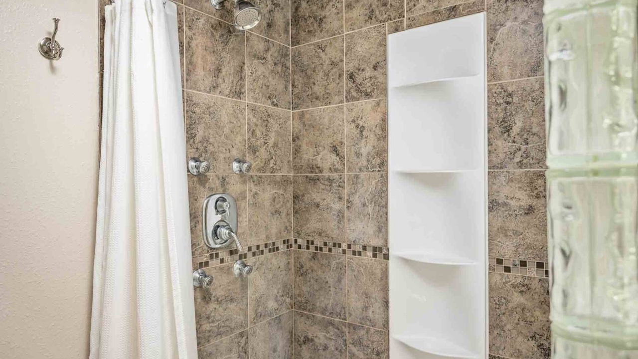 Photo of Bathroom in Stafford - Tualatin Valley