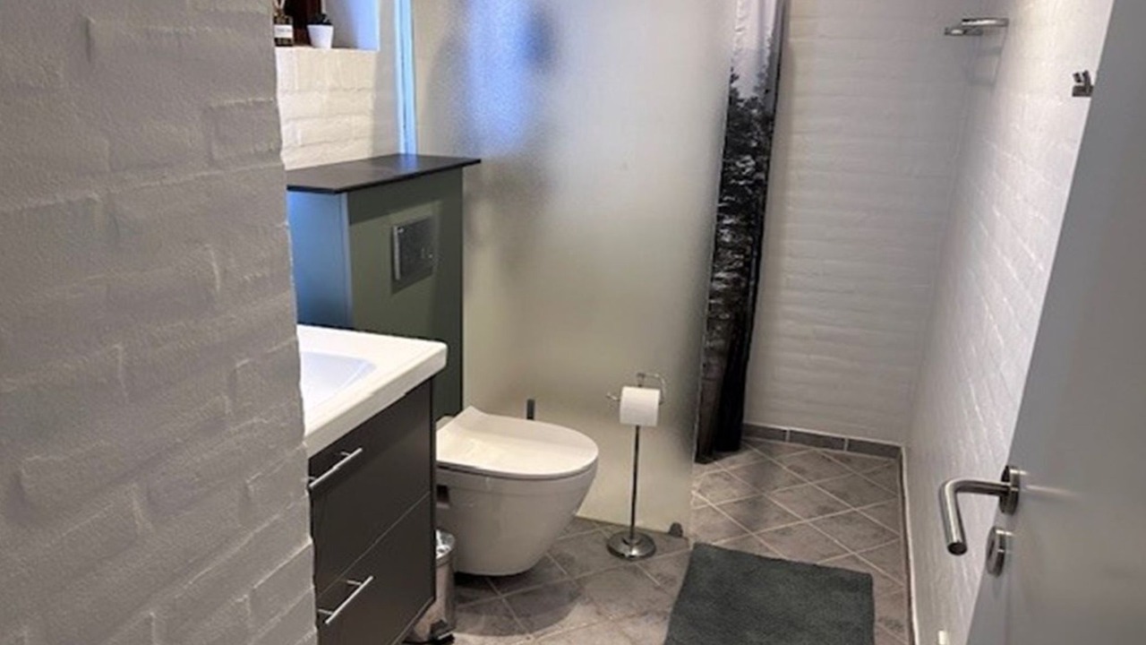 Photo of Bathroom in Aalbaek