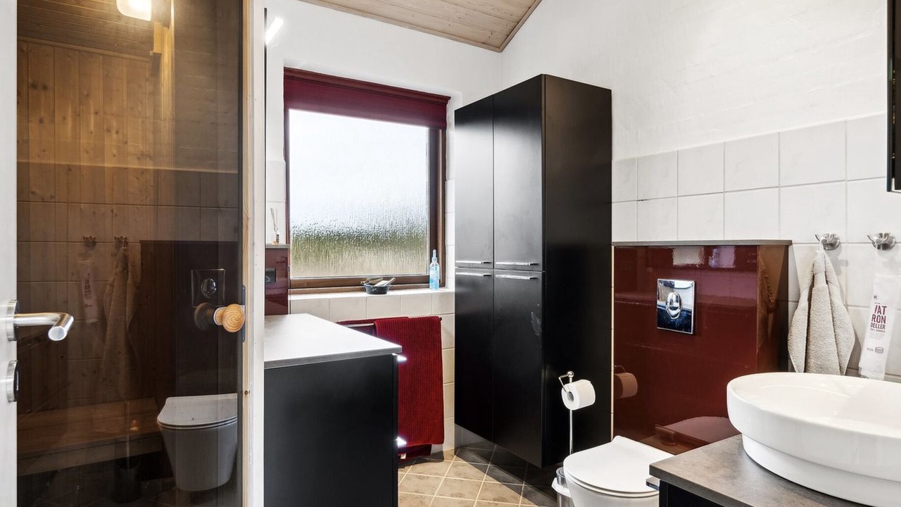 Photo of Bathroom in Aalbaek