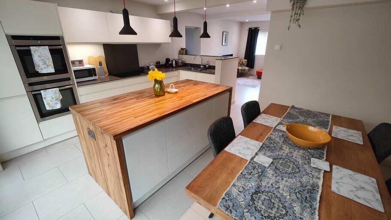 Photo of Kitchen in Chandler's Ford