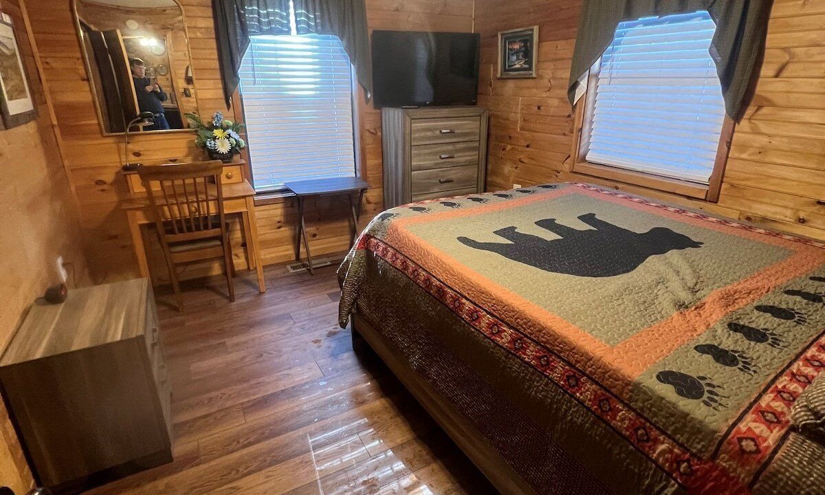 Photo of Bedroom in Cherokee