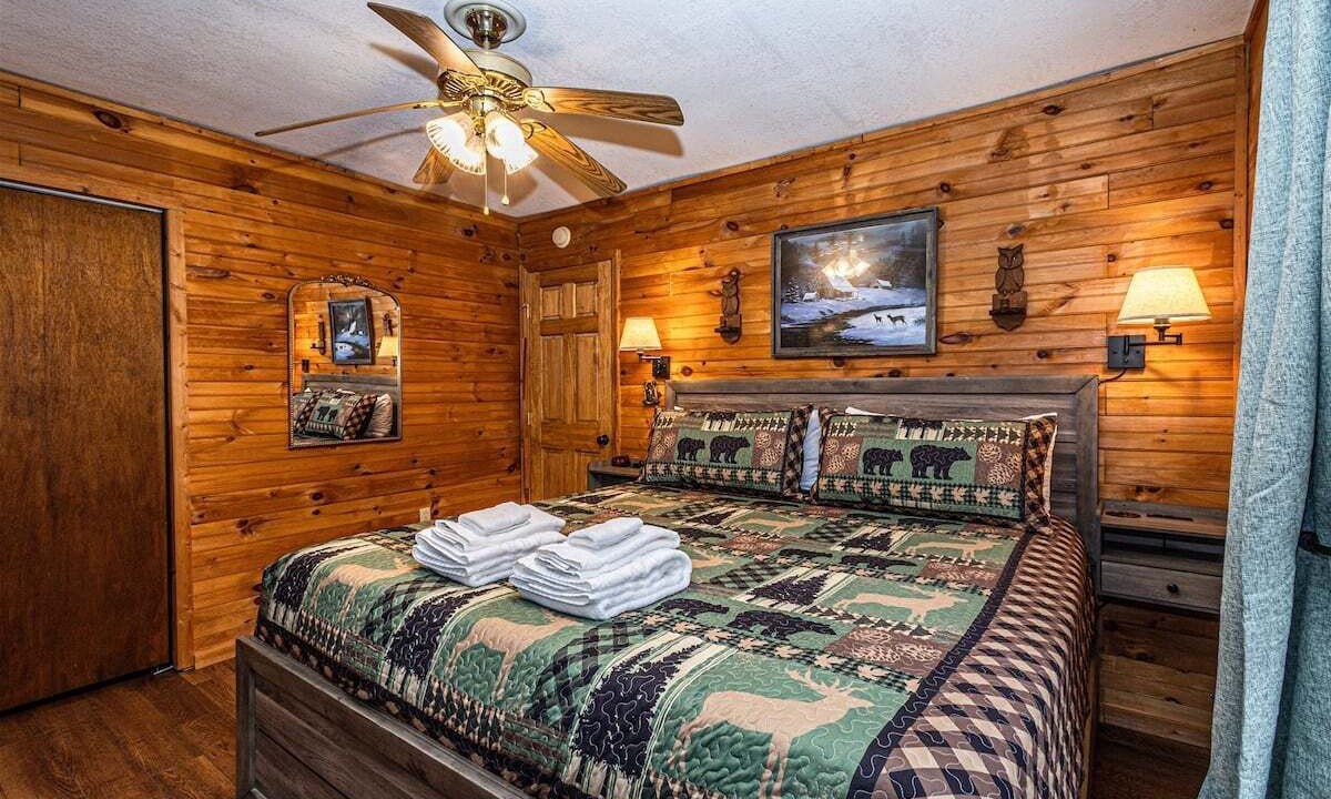 Photo of Bedroom in Cherokee