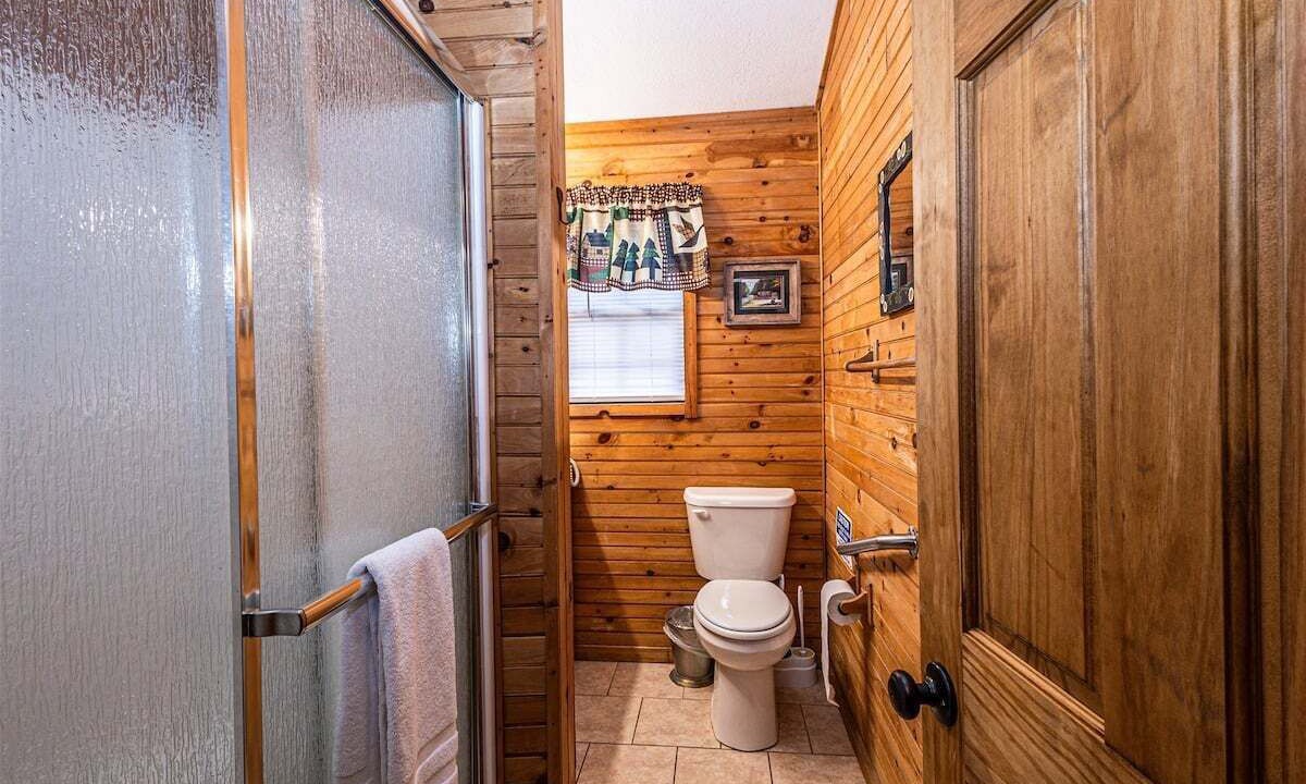 Photo of Bathroom in Cherokee