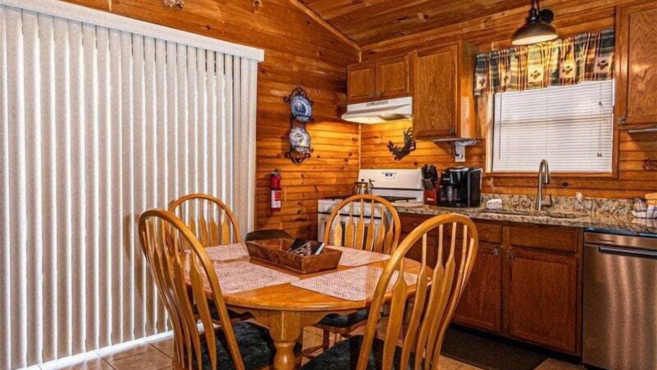 Photo of Kitchen in Cherokee