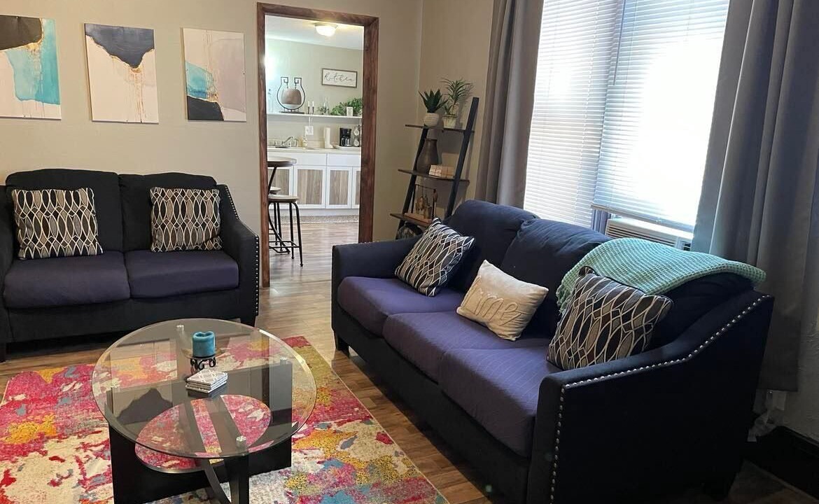 Photo of Livingroom in Guthrie