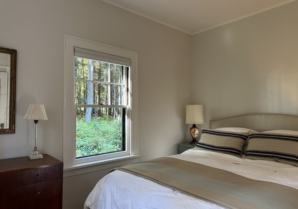 Photo of Bedroom in Monterey