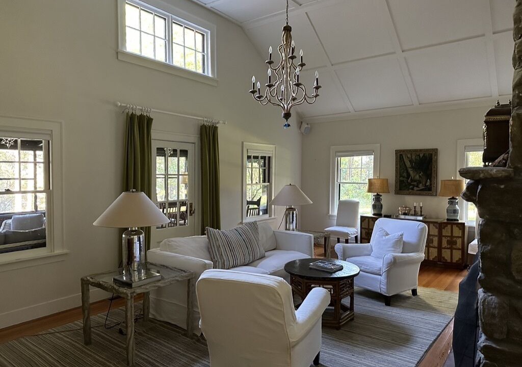 Photo of Livingroom in Monterey