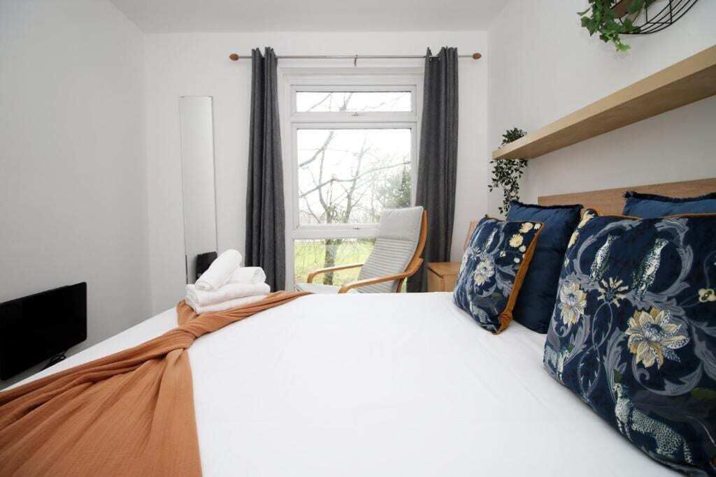 Photo of Bedroom in Penarth