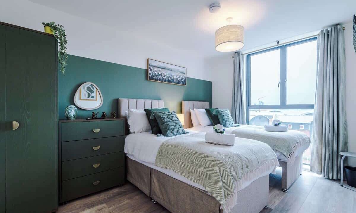 Photo of Others in Vauxhall