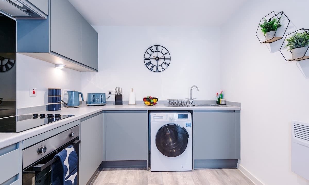 Photo of Others in Vauxhall