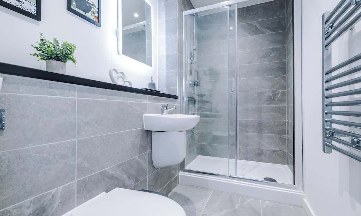 Photo of Others in Vauxhall