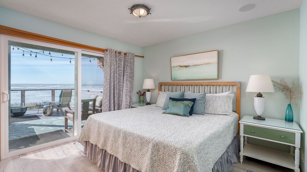 Photo of Bedroom in Oregon Coast
