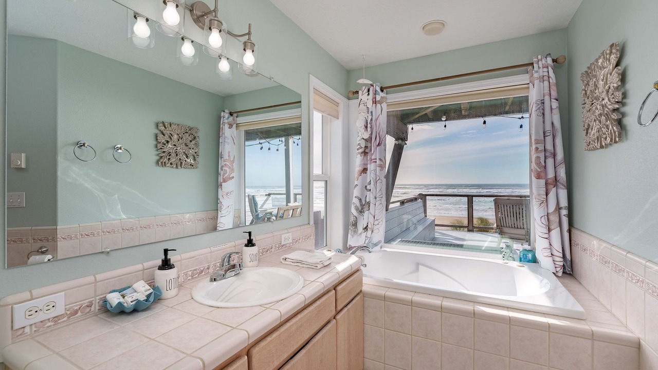 Photo of Bathroom in Oregon Coast