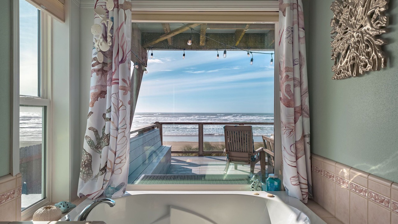 Photo of Bathroom in Oregon Coast