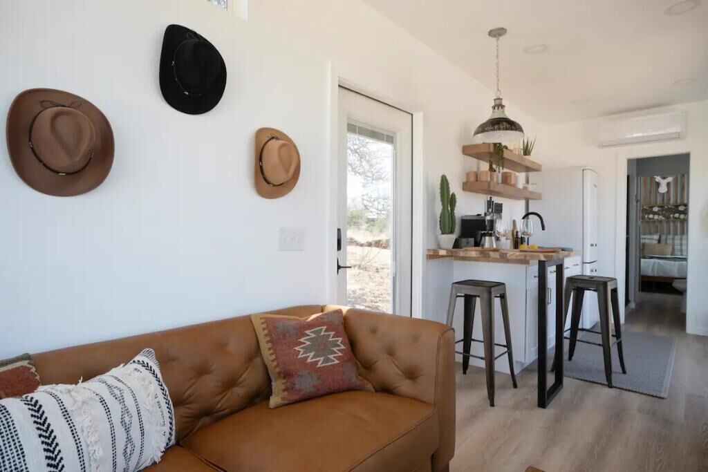 Photo of Livingroom in Fredericksburg