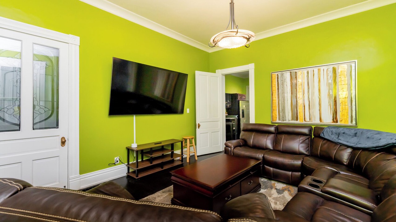 Photo of Bedroom in Cherokee Triangle