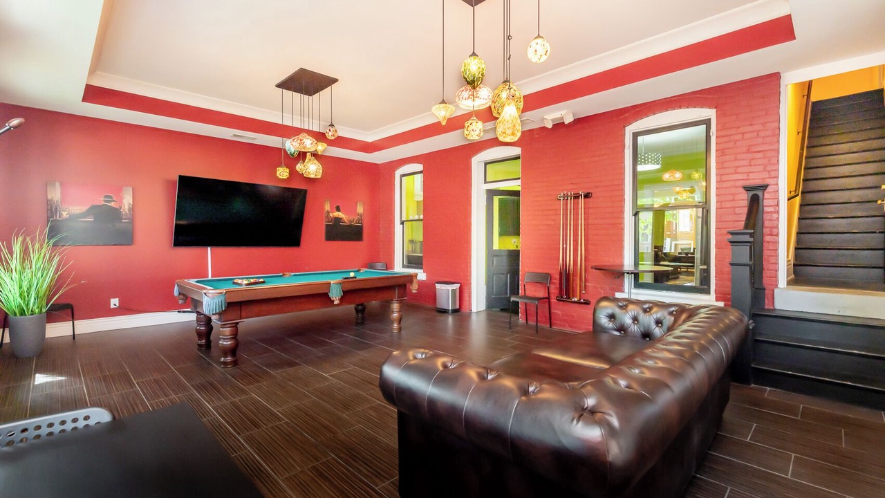 Photo of Bedroom in Cherokee Triangle