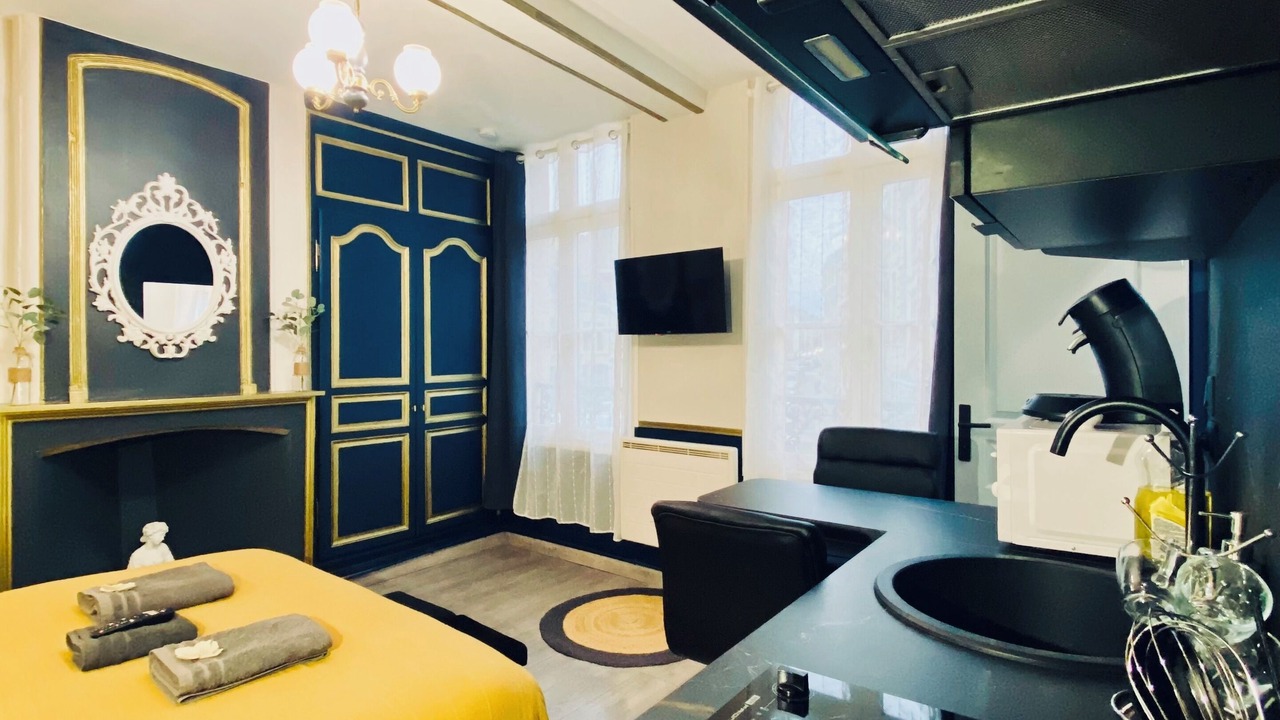 Photo of Bedroom in Saint-Omer