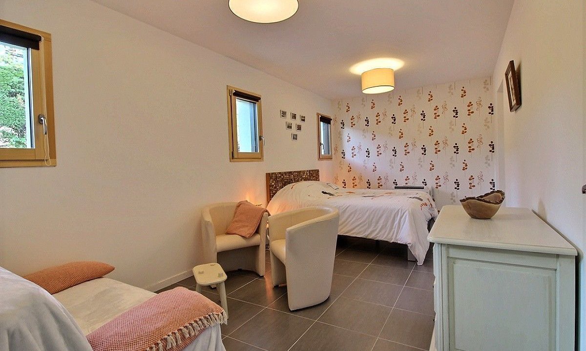 Photo of Bedroom in Plougrescant