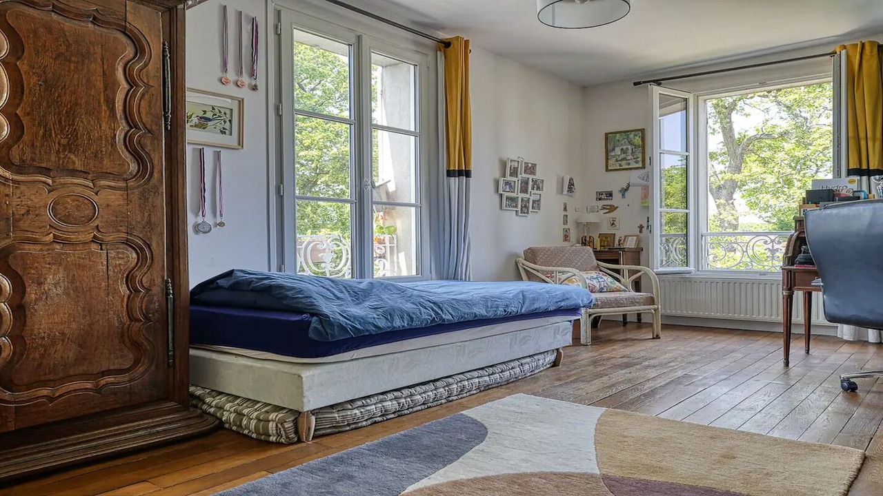 Photo of Bedroom in Vaucresson