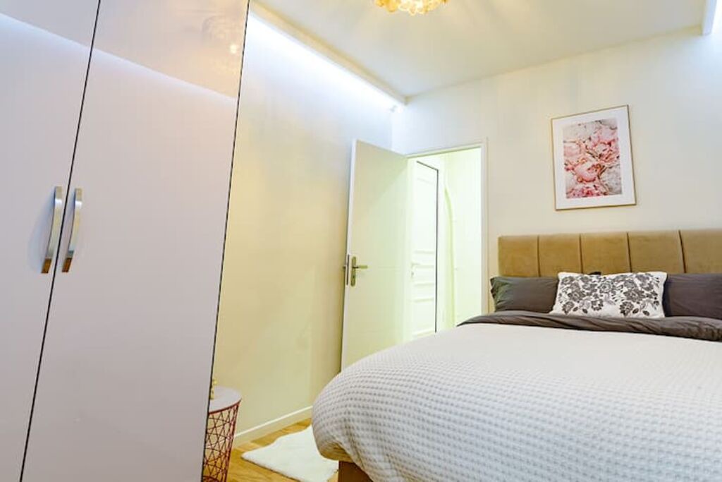 Photo of Bedroom in Pantin