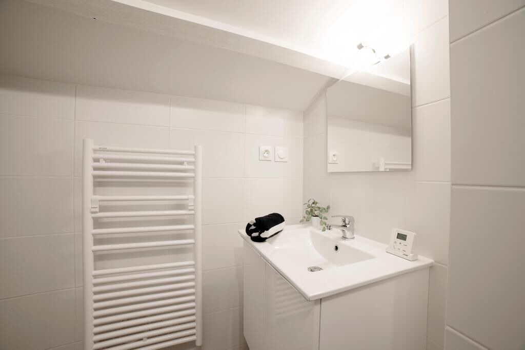 Photo of Bathroom in Villejuif