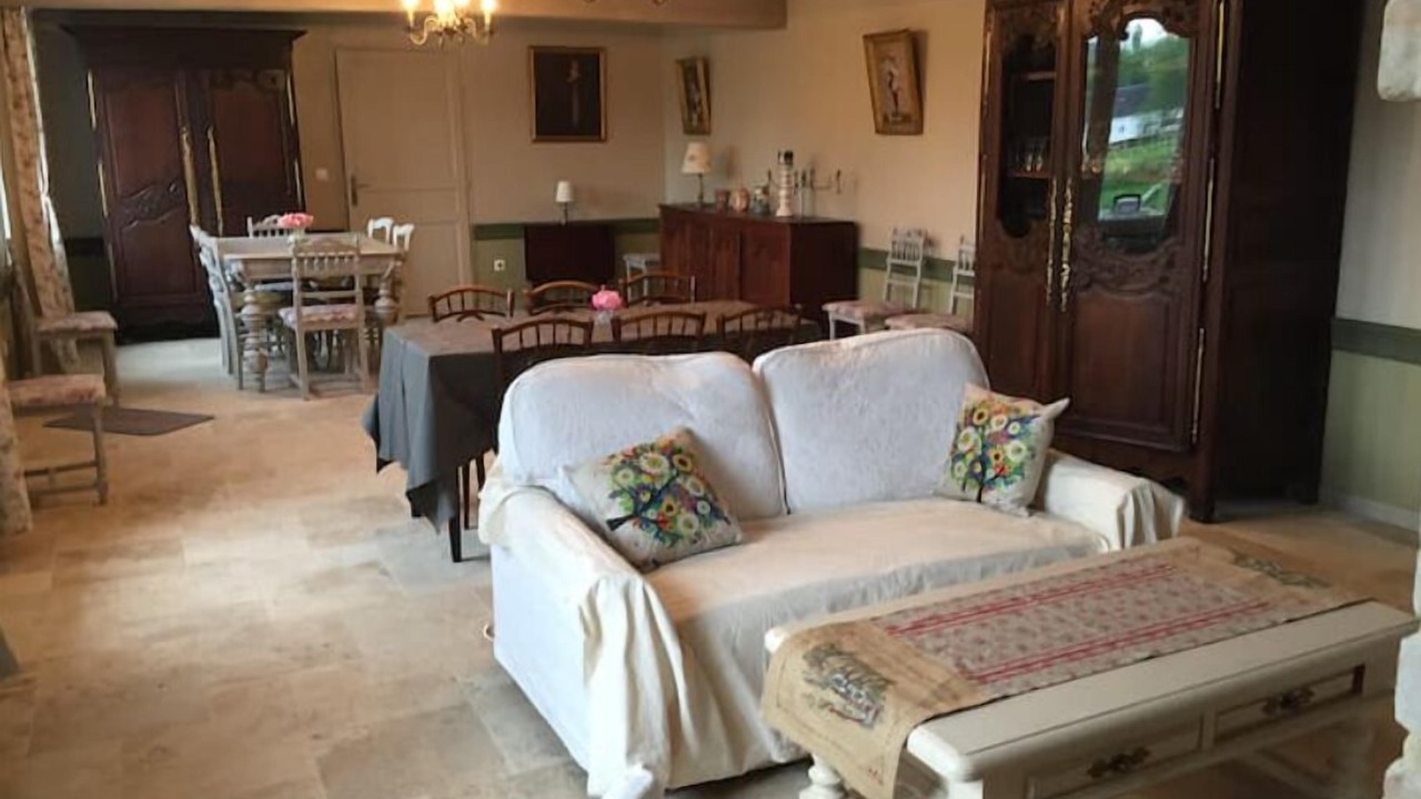Photo of Livingroom in Maisnieres