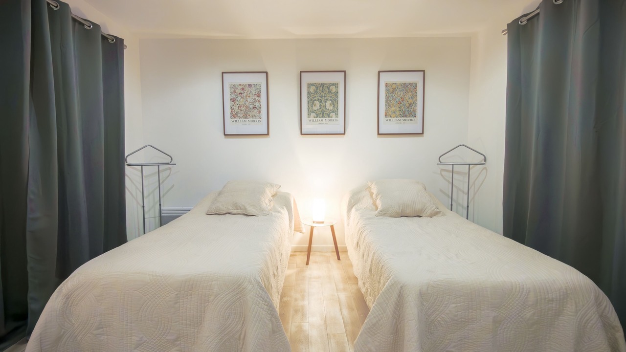 Photo of Bedroom in Douai
