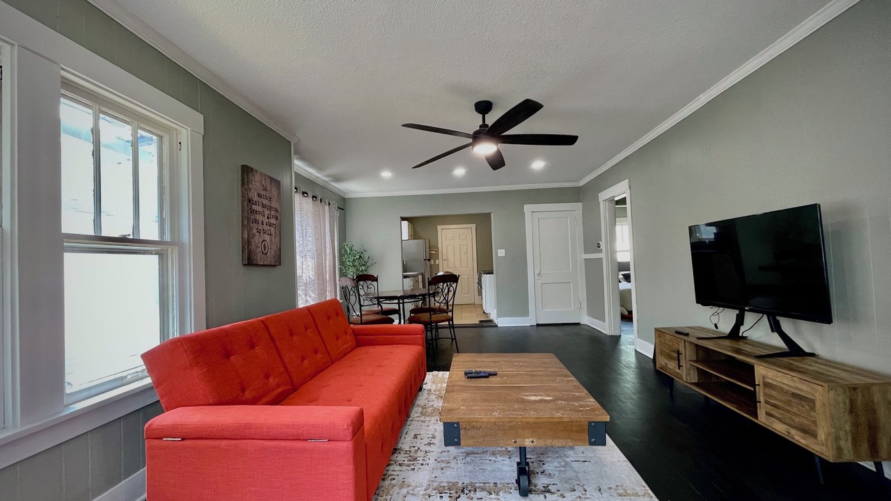 Photo of Livingroom in Topeka