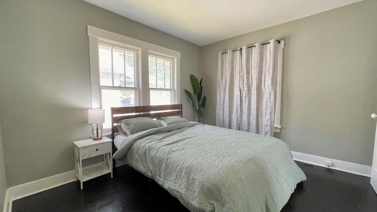 Photo of Bedroom in Topeka