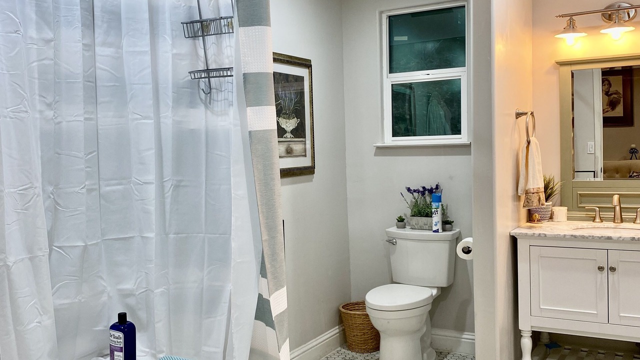 Photo of Bathroom in Fair Play