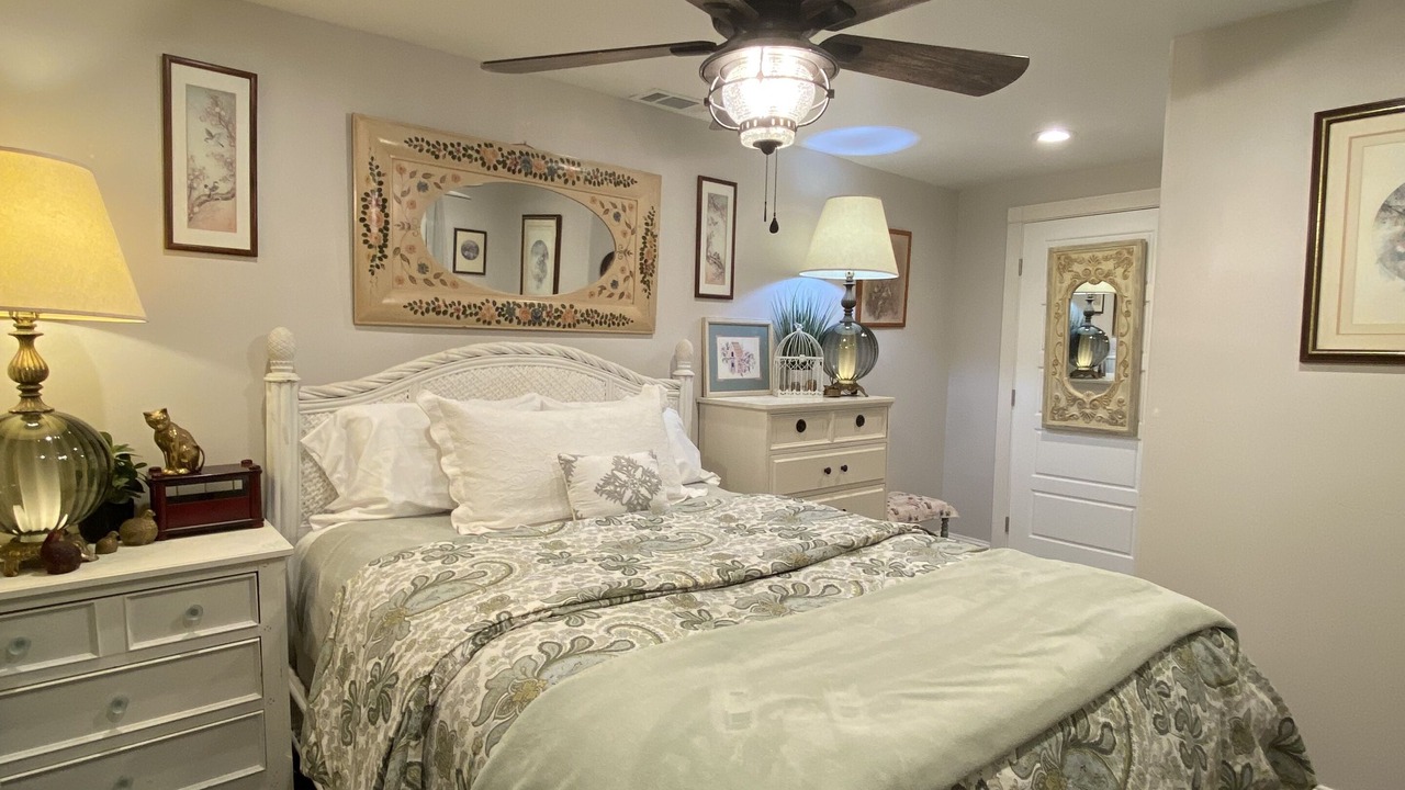 Photo of Bedroom in Fair Play