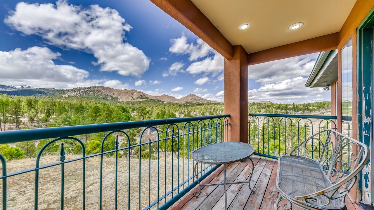 Photo of Patio Balcony in Alto